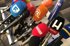 Nacrt zakona o medijima naišlo na skepticizam u novinarskoj zajednici: VLAST PRAVI NOVU GREŠKU U KORACIMA