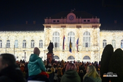 Zimska čarolija stigla u Bijeljinu: Centar grada odiše pretprazničnim raspoloženjem (FOTO)