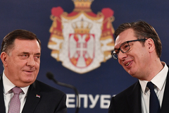 Dodik razgovarao sa Vučićem: Srpska uz Srbiju u očuvanju njenog suvereniteta