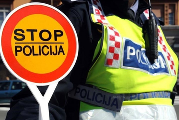 Francuz naletio na kolonu auta iz BiH, teško povrijeđeno dijete