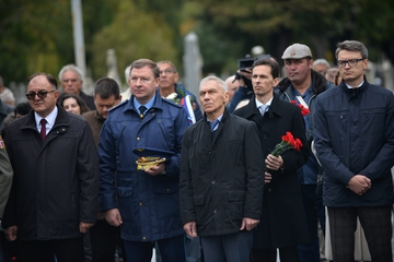 Ruski ambasador: Sramno i protivzakonito izmještanje spomenika u Prištini