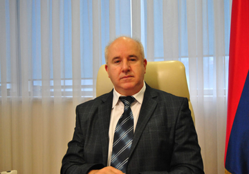 Za njega zakoni ne važe: Penzioner i dalje na čelu Inspektorata