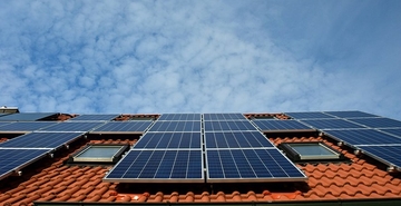 ERS traži hitnu izmjenu Zakona o PDV-u radi instalacije solarnih panela: Šta to znači za građane Srpske