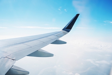 Žena iz Čikaga zakasnila na let, pa slagala da je u avionu bomba