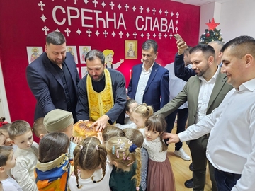 Slava ugljevičkog vrtića "Duško Radović": Sveti Nikolaj nas sve naučio (FOTO)