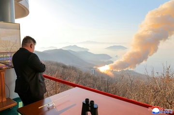 Sjeverna Koreja objavila da je testirala motore rakete koja može da stigne do kopna SAD