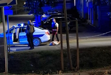 Pucao u izlog prostorija SNS-a u Vrnjačkoj Banji