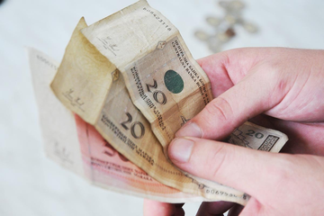 Presuda: Policiji dao 20 KM mita pa osuđen na kaznu od 1.500 KM