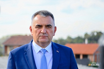 Savo Minić vraća mandat?