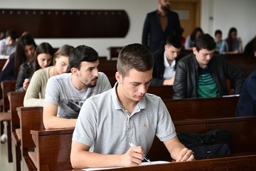 Drugi rok upisa u Banjaluci: Evo koji fakulteti nude najviše mjesta