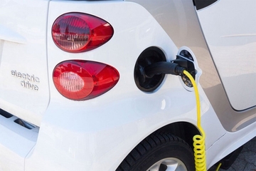 Sve manja potražnja za električnim automobilima