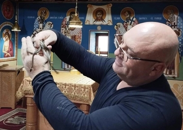 Zmije se svake godine pojavljuju u OVOJ CRKVI, mještani kažu da je to blagoslov (FOTO)