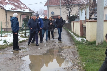 Stanovnici MZ „15. Majevička“ – Gradska uprava nije odgovorila ni na jedan zahtjev