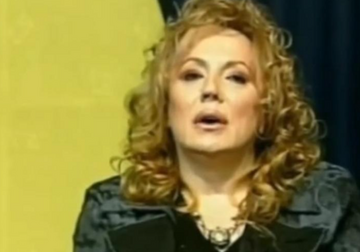 Evo gdje je danas i kako izgleda najpopularnija proročica devedesetih (FOTO)