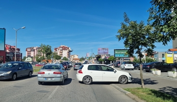 Bijeljina: Nije povukao ručnu, "golf" se zaustavio nasred puta (FOTO)