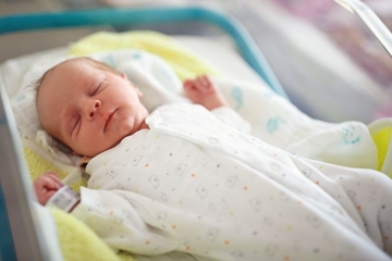 "Smanjite kontakte sa bebom" Stručnjaci savjetuju kako zaštiti mališane od korona virusa
