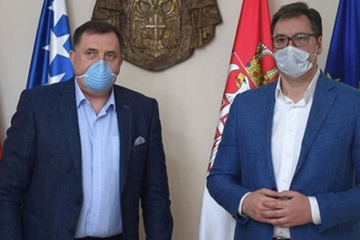 Vučić danas uručuje Dodiku respiratore i medicinsku opremu