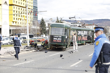 Poznato stanje maloljetnice povrijeđene u tramvajskoj nesreći u Sarajevu