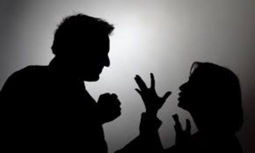 Hapšenje u Banjaluci: “Krvnik iz Teslića” PRETUKAO I ISJEKAO DJEVOJKU pred djetetom