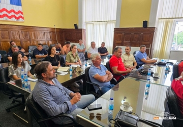 Bijeljina: Ključni akteri nisu došli na sastanak o otkupnoj cijeni pšenice (FOTO)