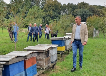 Milorad Jovičić SDS Ugljevik: Budimo kao pčele radilice za svoj narod