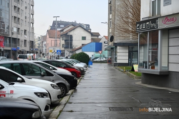 Sutra pretežno oblačno sa kišom