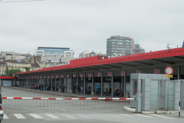 Djevojka se porodila na peronu autobuske stanice u Beogradu
