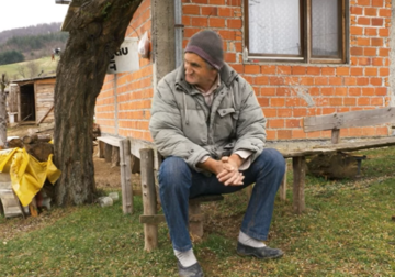 "Potrebna mi je pomoć dobrih ljudi" Miladin je 29 godina radio u firmi i nisu mu uplaćivali staž, a sada nema penziju i ostaje bez kuće (VIDEO)