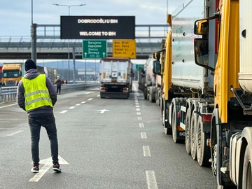 Evropska komisija odbila izuzeće vozača od pravila 90/180: Prevoznici upozoravaju – “Bez transporta nema privrede”