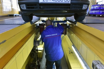 Hoće li se ponoviti scenario od prije 10 godina: Traže da POSKUPI I TEHNIČKI PREGLED vozila u Srpskoj