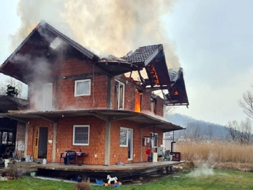 Požar u Zvorniku, ima povrijeđenih