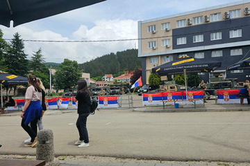 Gradonačelnik Leposavića zabranio srpske zastave na dan opštinske slave