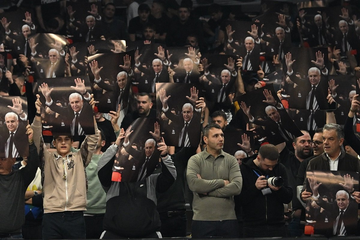 Navijači Partizana izviždali košarkaše, puna Arena podržala Obradovića