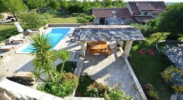 Vlasnici vile u Hrvatskoj nude luksuzni odmor potpuno besplatno: Ovo su uslovi