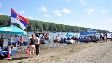 Trasu od 25 kilometara prešlo 160 plovila sa 1.000 učesnika