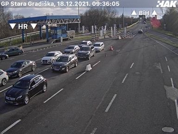 Pojačan saobraćaj na prelazima Gradiška i Brod