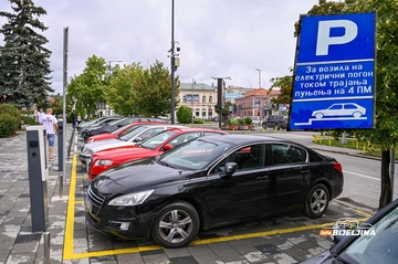 SAMO U BIJELJINI Natoče benzin, PA PARKIRAJU uz punjače za električna vozila (FOTO)