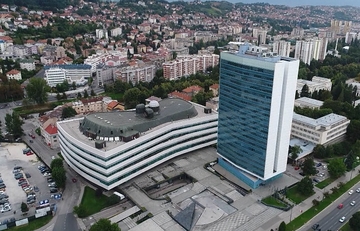 Političari sebi neće umanjiti platu, a ni olakšati građanima BiH