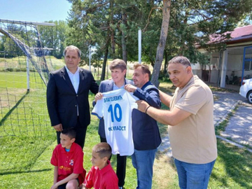 Rod Blagojević obišao selo svojih korijena kod Gacka