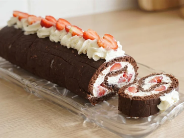 Recept dana: Brzi rolat sa jagodama