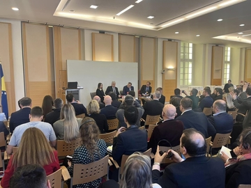 Dodik na panel diskusiji u Beču: Očekujemo da nakon 21. marta BiH prestane biti kolonija međunarodne uprave