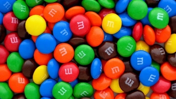 Šta znače inicijali "M&M" na popularnim bombonama