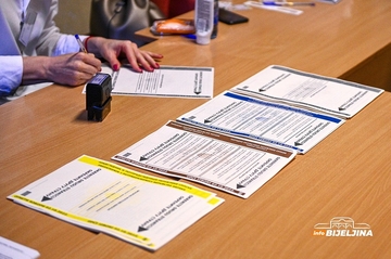 CIK u neobranom grožđu zbog mjesta srpskog delegata u Domu naroda BiH