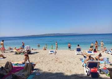 Šok prizor na plaži u Hrvatskoj, žena došla ovakva da se sunča, komentari se samo nižu