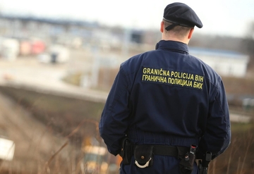 Graničnom policajcu pet mjeseci zatvora zbog 20 evra mita