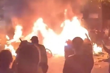 Proslava titule Lige šampiona Pariz pretvorila u ratnu zonu (VIDEO)