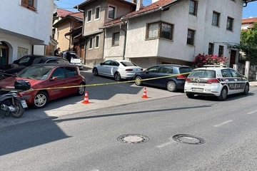 Tuča nakon udesa: Pištoljem razbijena glava