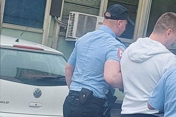 Uhapšen vozač koji se pokušao spusti niz stepenice banjalučke Tržnice