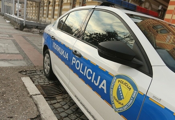 Tragedija izbjegnuta za dlaku:  Mladić i djevojka spašeni sa opasnog silosa u Brčkom