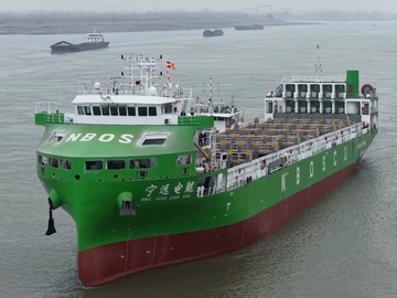 Kina testira najveći električni brod na svijetu: Bez kapi goriva prevozi 740 kontejnera